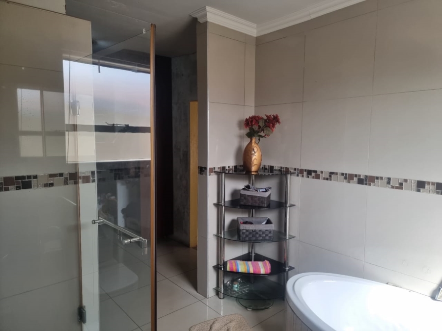 3 Bedroom Property for Sale in Sebokeng Zone 10 Gauteng