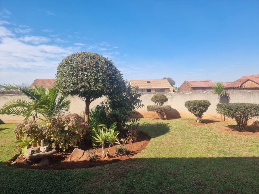 3 Bedroom Property for Sale in Sebokeng Zone 10 Gauteng