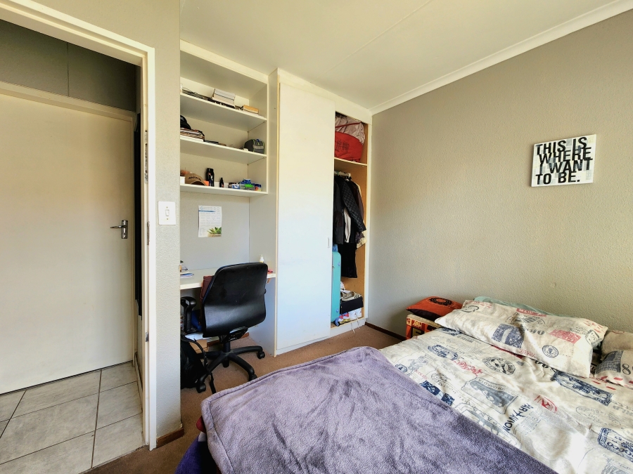 3 Bedroom Property for Sale in Wilgeheuwel Gauteng