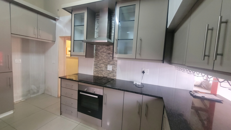 3 Bedroom Property for Sale in Dersley Gauteng