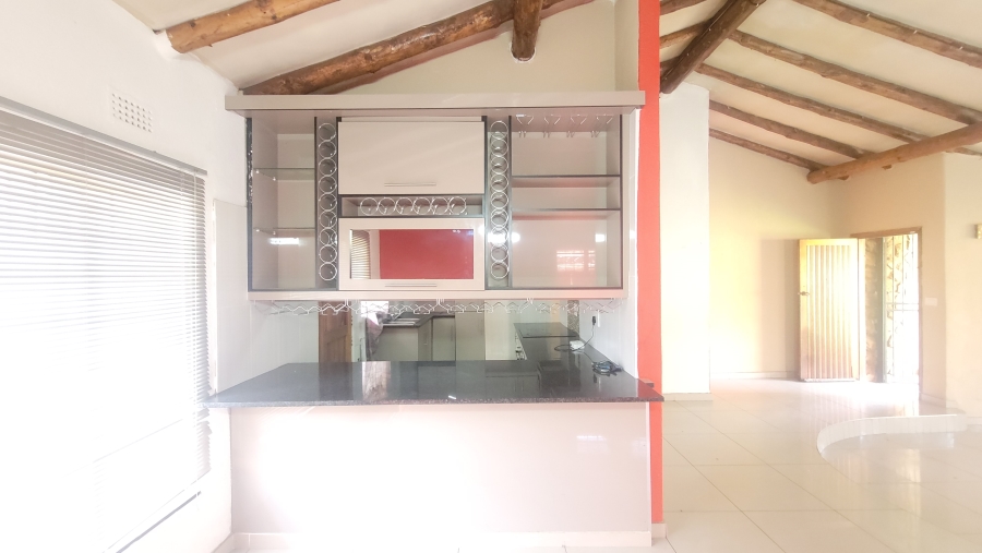 3 Bedroom Property for Sale in Dersley Gauteng