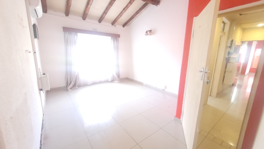 3 Bedroom Property for Sale in Dersley Gauteng