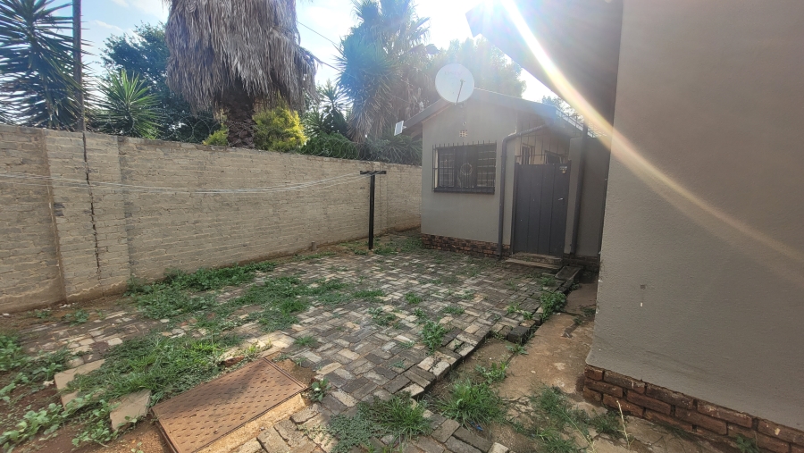 3 Bedroom Property for Sale in Dersley Gauteng