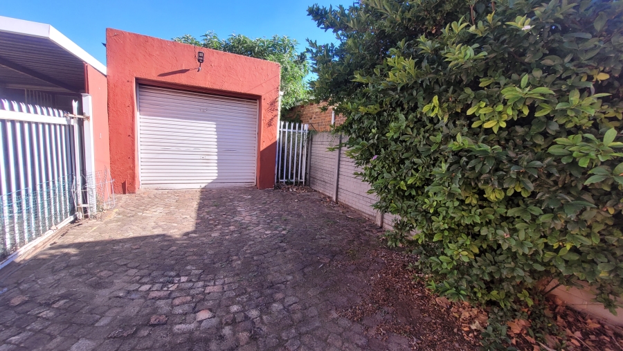3 Bedroom Property for Sale in Brakpan Central Gauteng