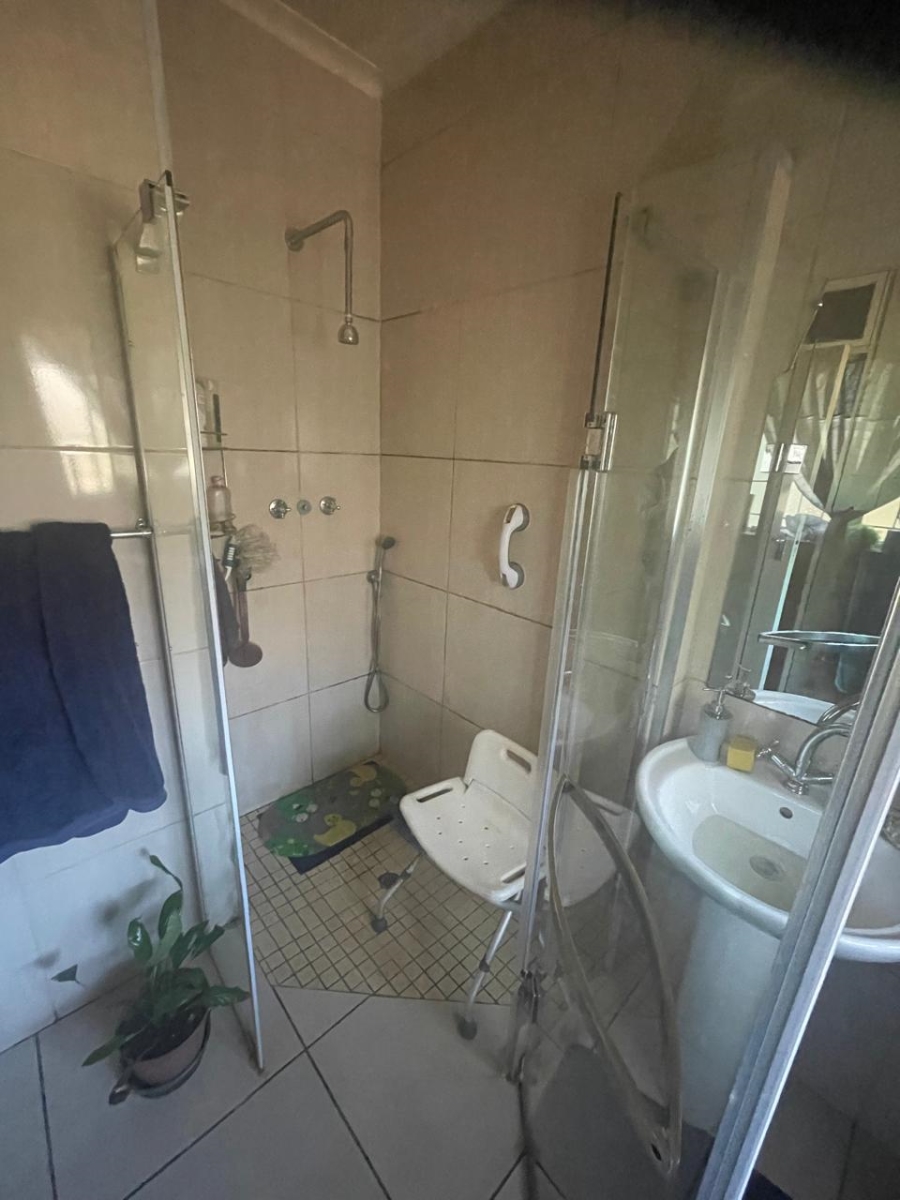 4 Bedroom Property for Sale in Edleen Gauteng