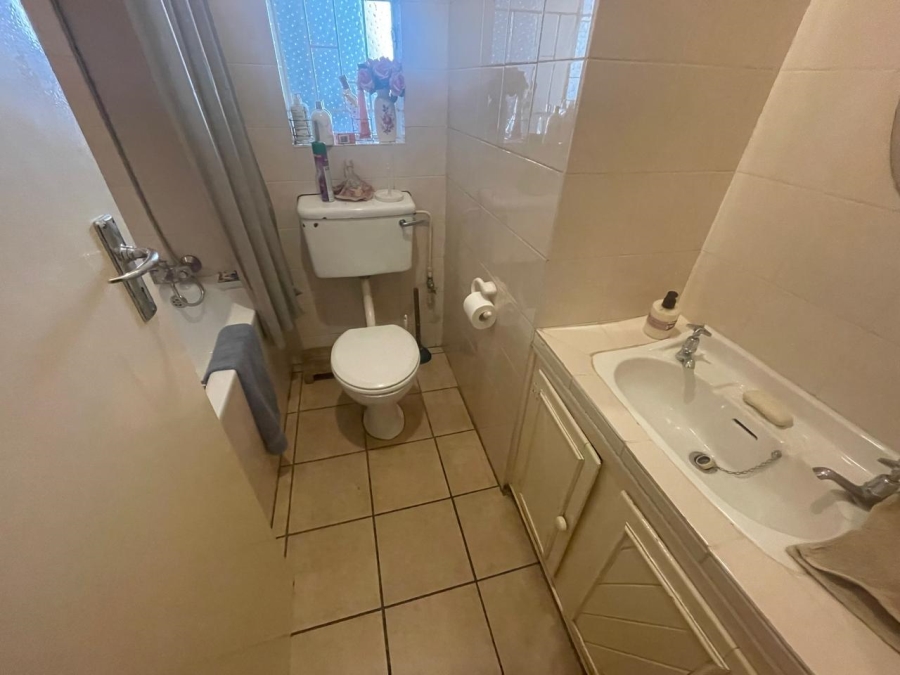 4 Bedroom Property for Sale in Edleen Gauteng