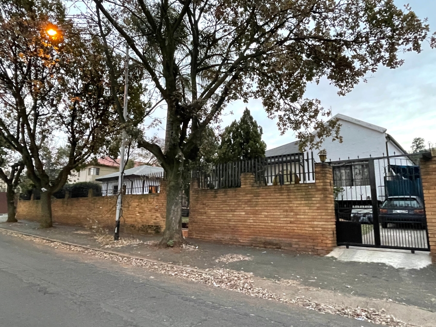 11 Bedroom Property for Sale in Jeppestown Gauteng