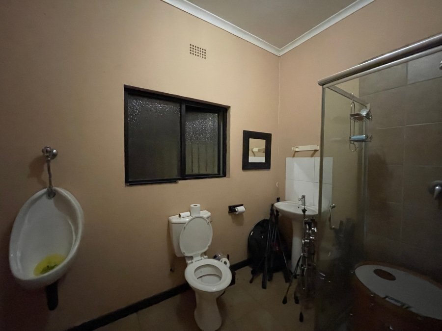 11 Bedroom Property for Sale in Jeppestown Gauteng