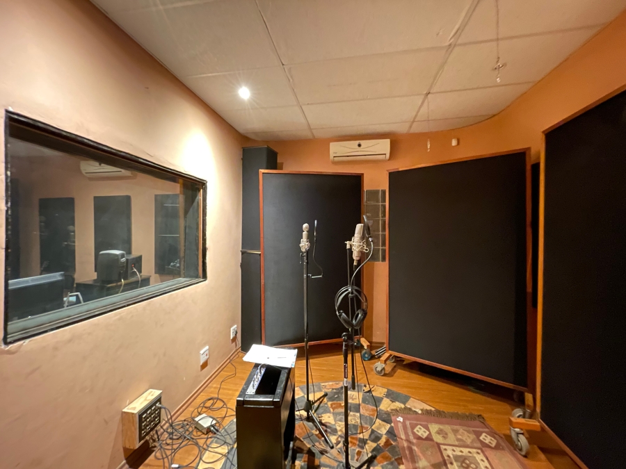 11 Bedroom Property for Sale in Jeppestown Gauteng