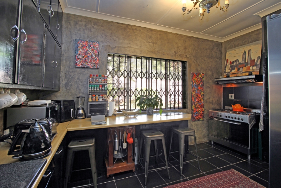 3 Bedroom Property for Sale in Waverley Gauteng