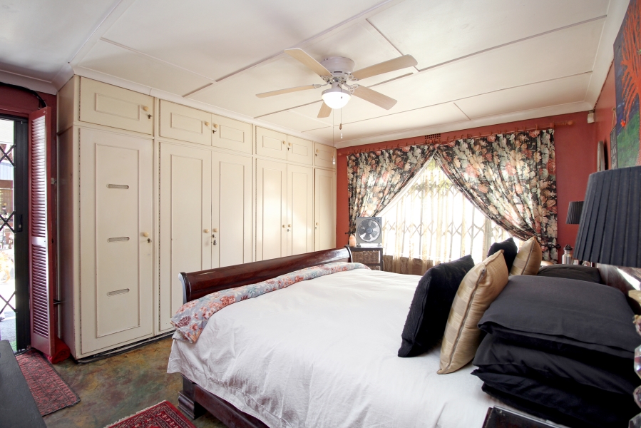 3 Bedroom Property for Sale in Waverley Gauteng