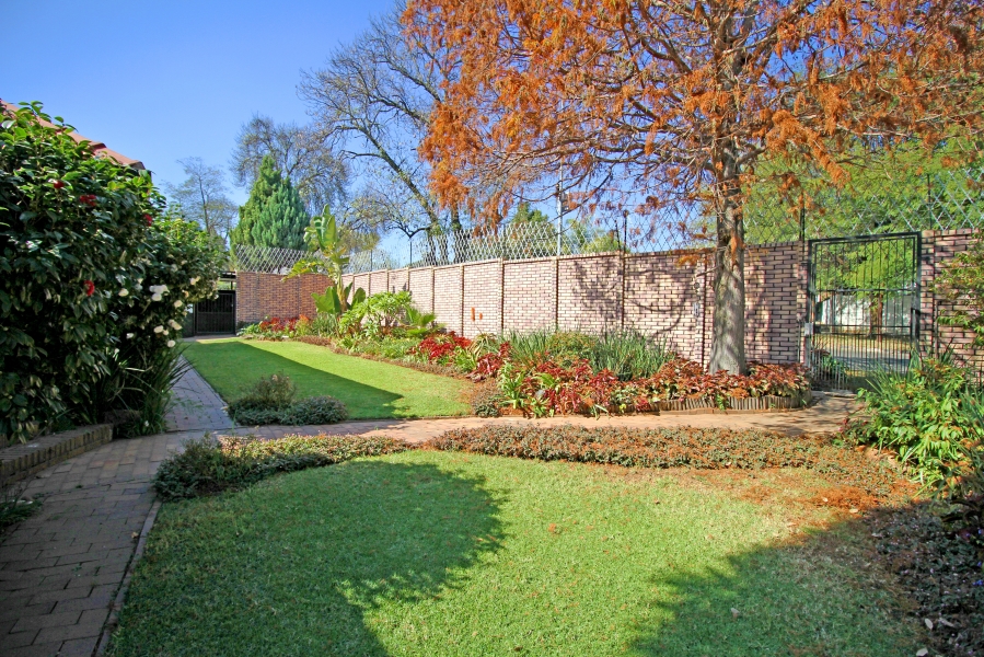 3 Bedroom Property for Sale in Waverley Gauteng