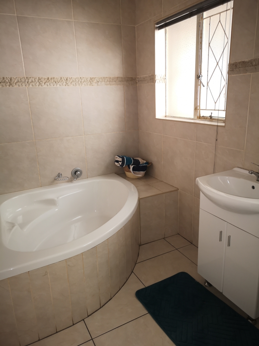 2 Bedroom Property for Sale in Arcon Park Gauteng