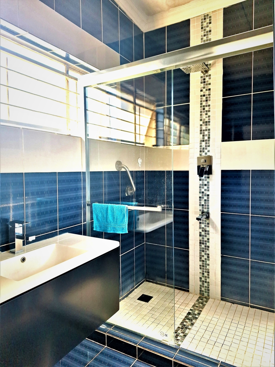 4 Bedroom Property for Sale in Montgomery Park Gauteng