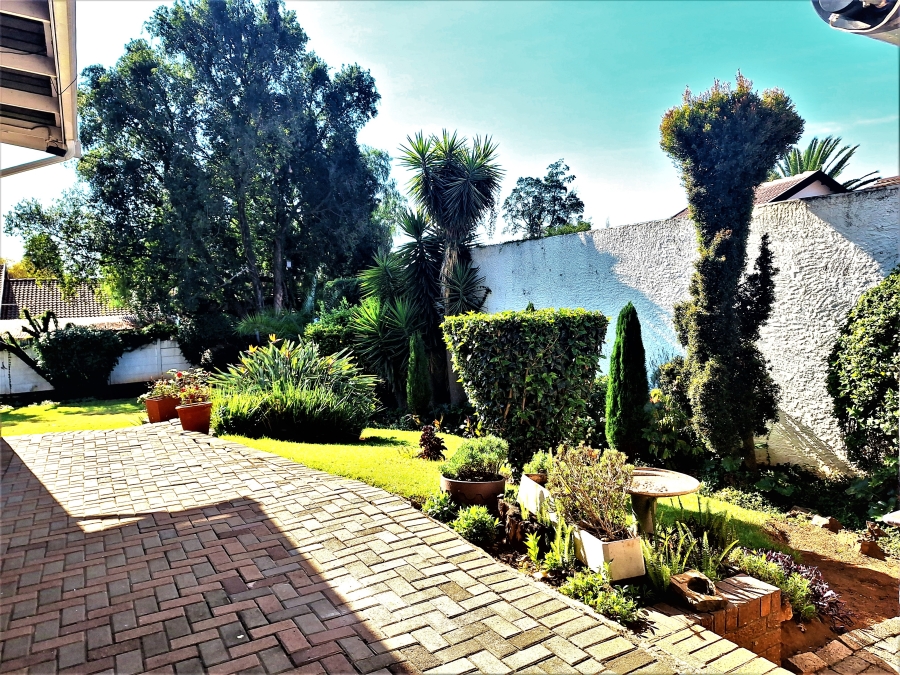 4 Bedroom Property for Sale in Montgomery Park Gauteng