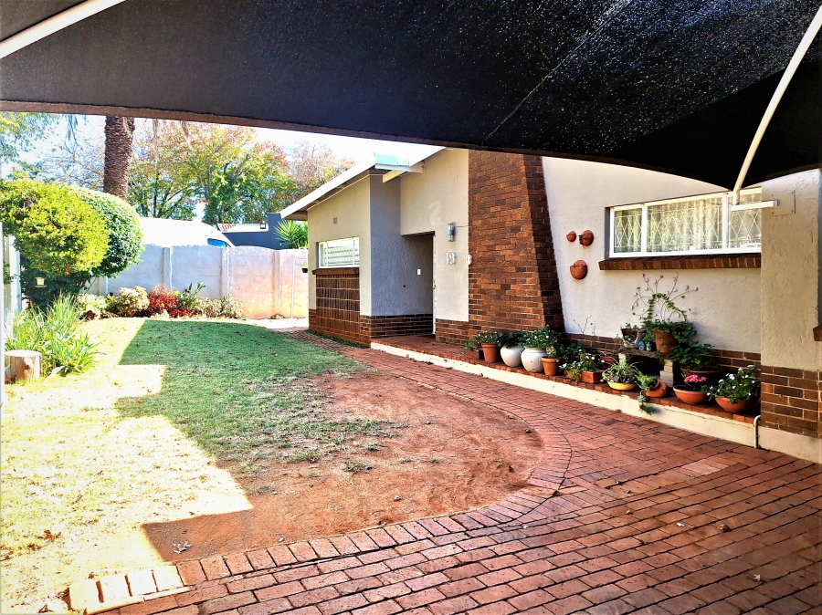4 Bedroom Property for Sale in Montgomery Park Gauteng
