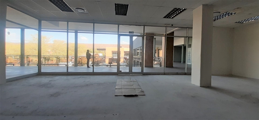 To Let Commercial Property for Rent in Magalieskruin Gauteng
