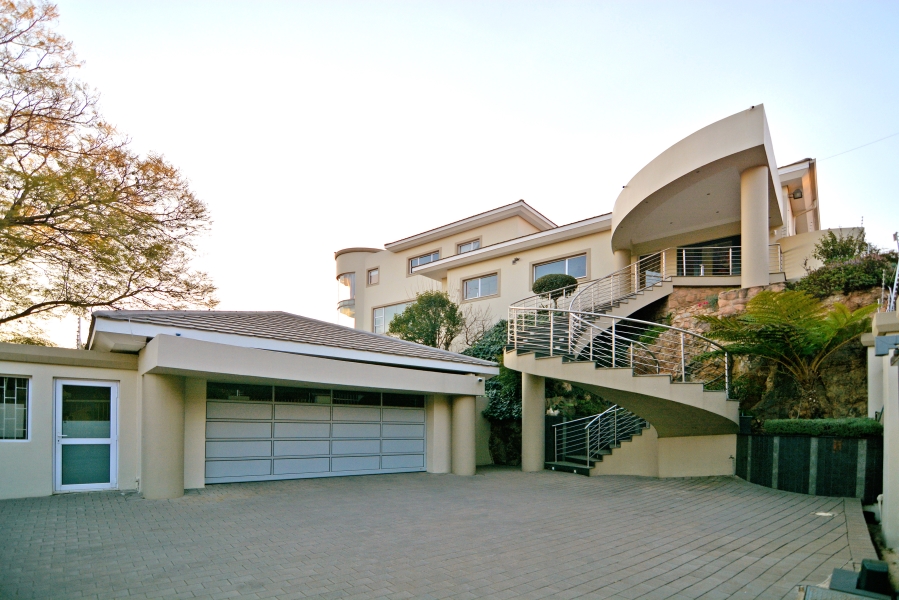 4 Bedroom Property for Sale in Bedfordview Gauteng