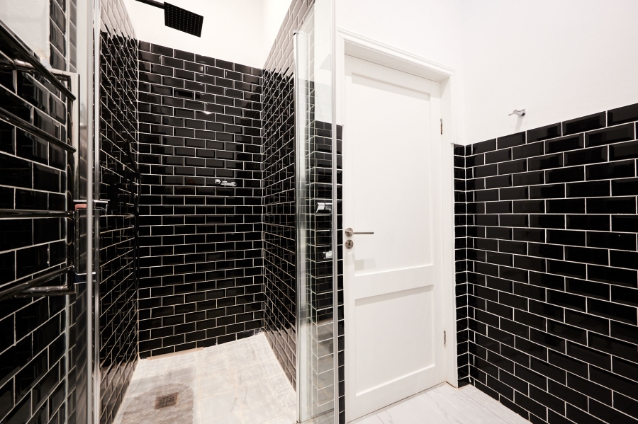 5 Bedroom Property for Sale in Waterfall Country Estate Gauteng