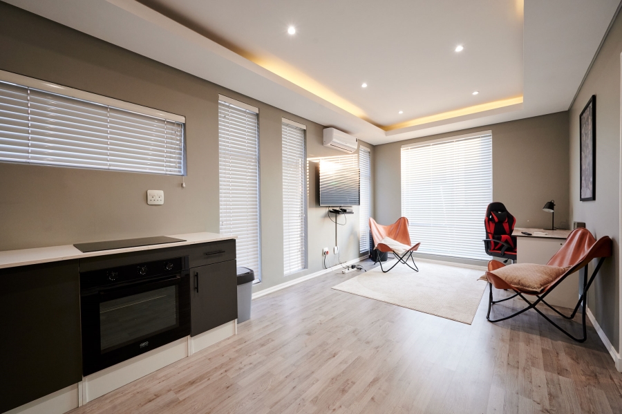 5 Bedroom Property for Sale in Waterfall Country Estate Gauteng