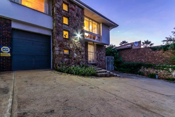 To Let 4 Bedroom Property for Rent in Wilro Park Gauteng