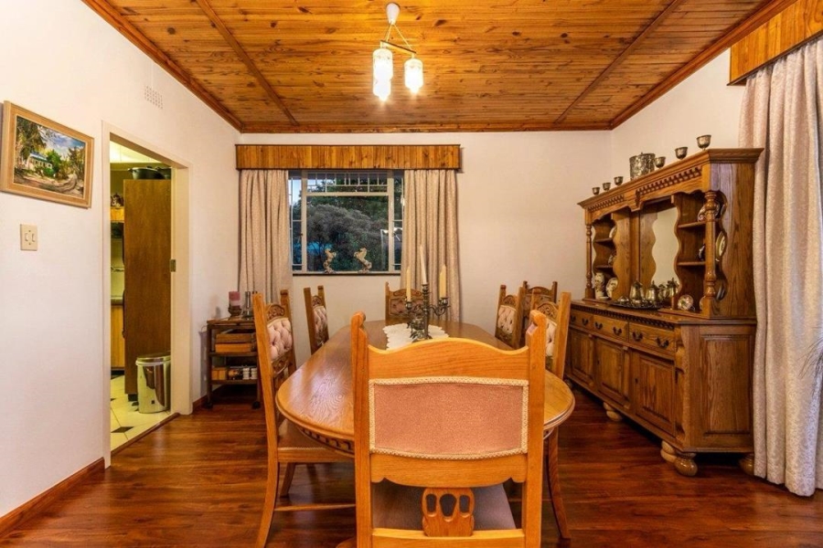 To Let 4 Bedroom Property for Rent in Wilro Park Gauteng