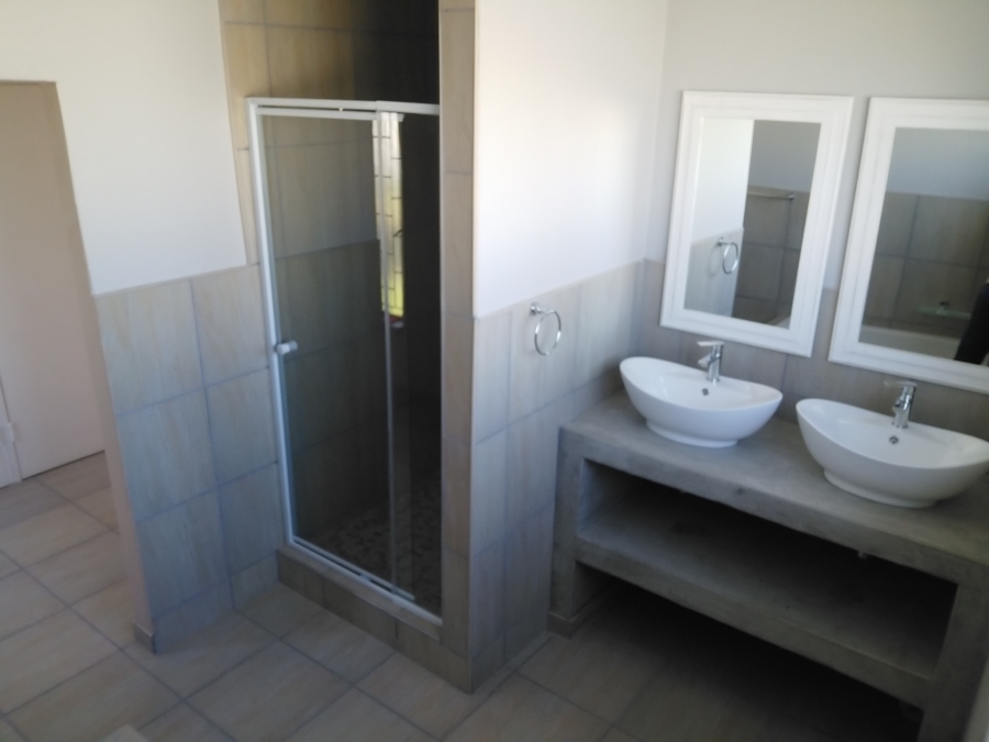 4 Bedroom Property for Sale in Casseldale Gauteng