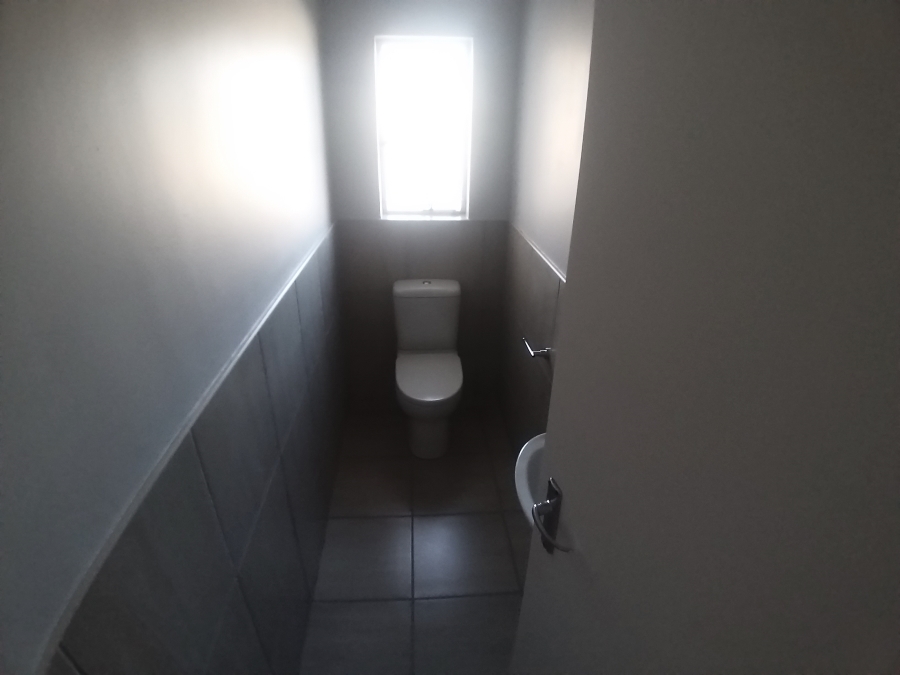 4 Bedroom Property for Sale in Casseldale Gauteng