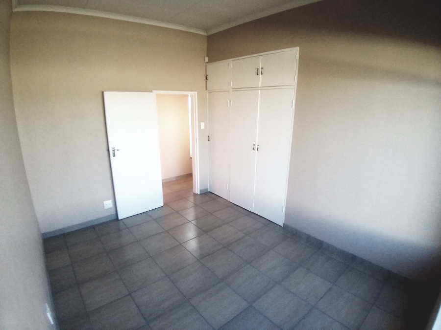 4 Bedroom Property for Sale in Casseldale Gauteng
