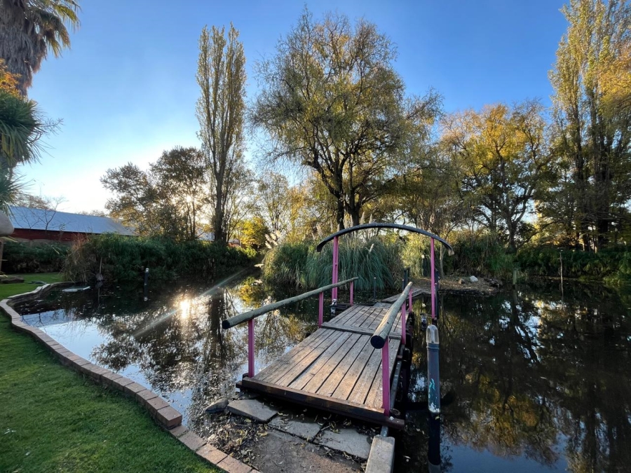 4 Bedroom Property for Sale in Strubenvale Gauteng