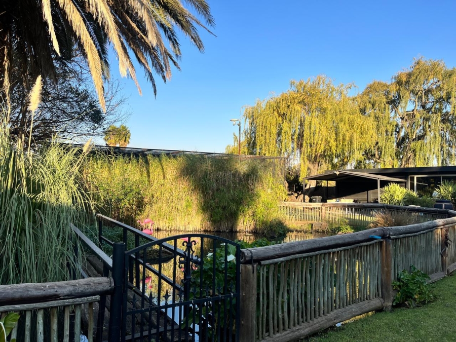 4 Bedroom Property for Sale in Strubenvale Gauteng