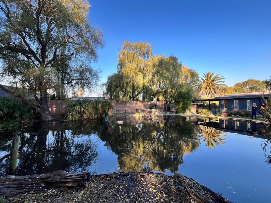 4 Bedroom Property for Sale in Strubenvale Gauteng