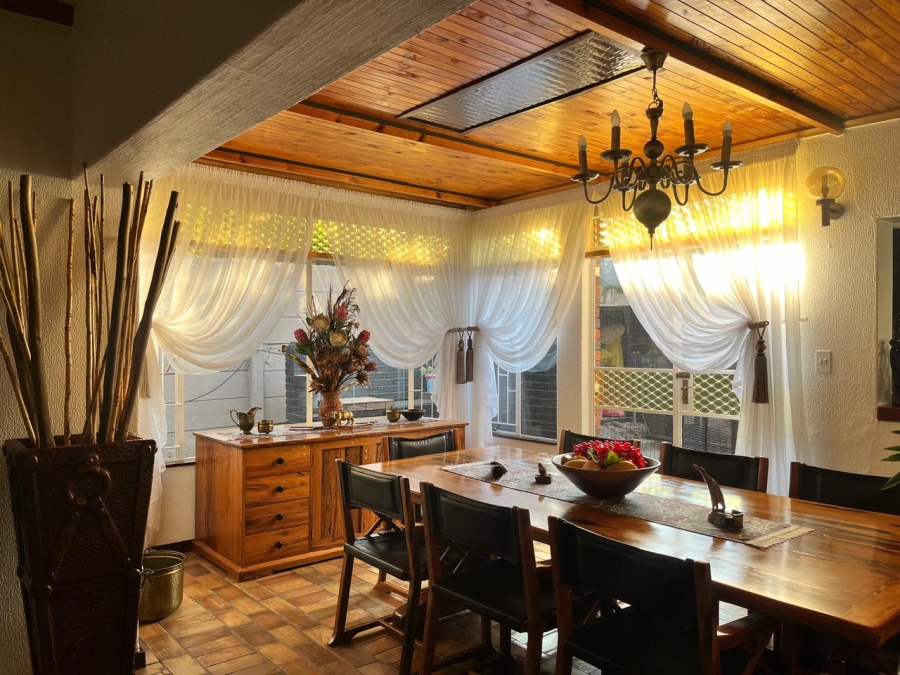 4 Bedroom Property for Sale in Strubenvale Gauteng