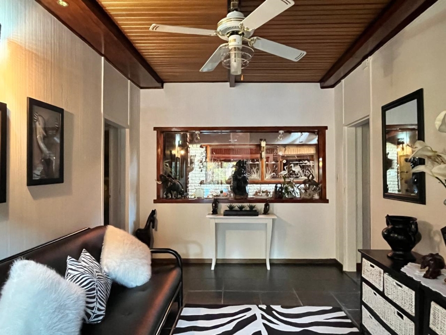 4 Bedroom Property for Sale in Strubenvale Gauteng