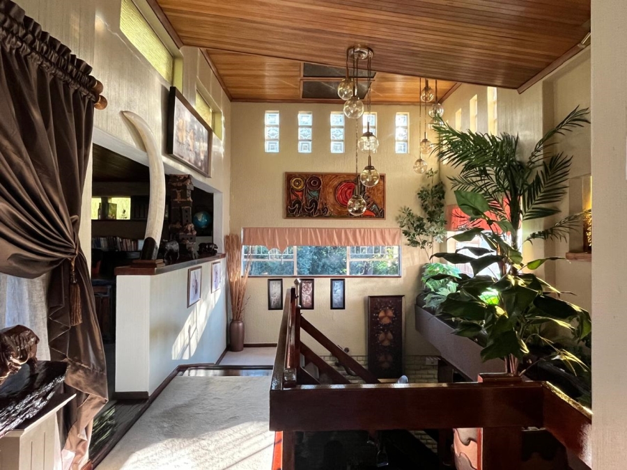 4 Bedroom Property for Sale in Strubenvale Gauteng