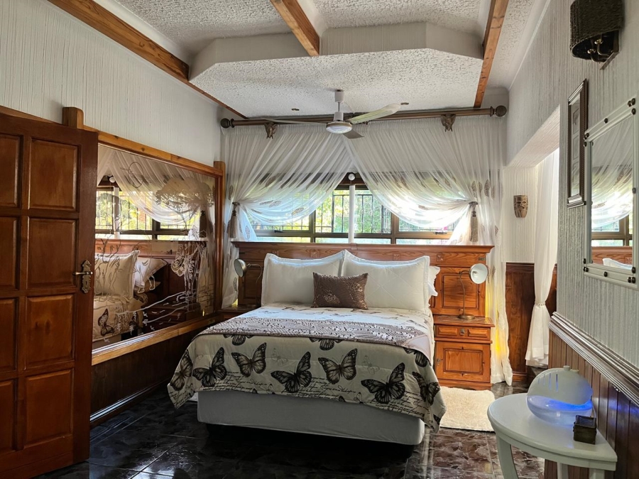 4 Bedroom Property for Sale in Strubenvale Gauteng
