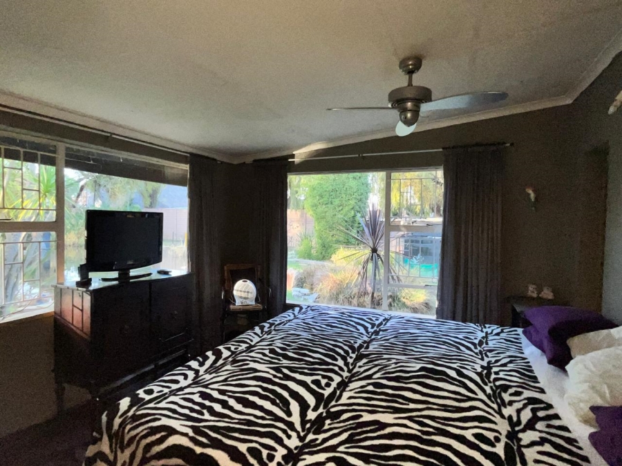 4 Bedroom Property for Sale in Strubenvale Gauteng