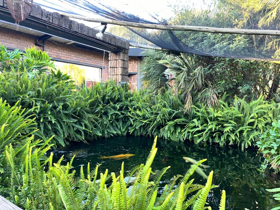 4 Bedroom Property for Sale in Strubenvale Gauteng