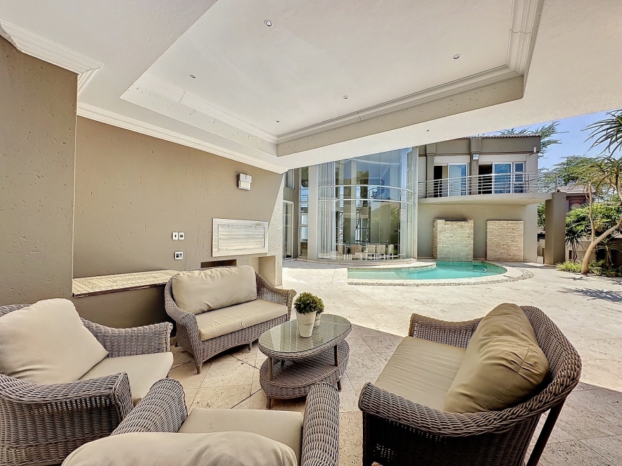 5 Bedroom Property for Sale in Silver Lakes Golf Estate Gauteng