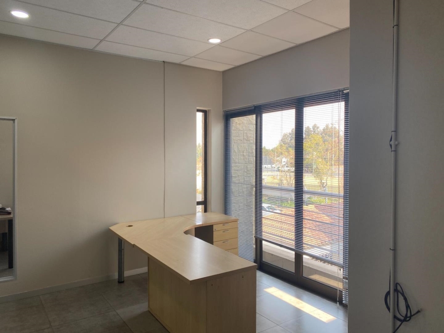 To Let Commercial Property for Rent in Clearwater Estate Gauteng