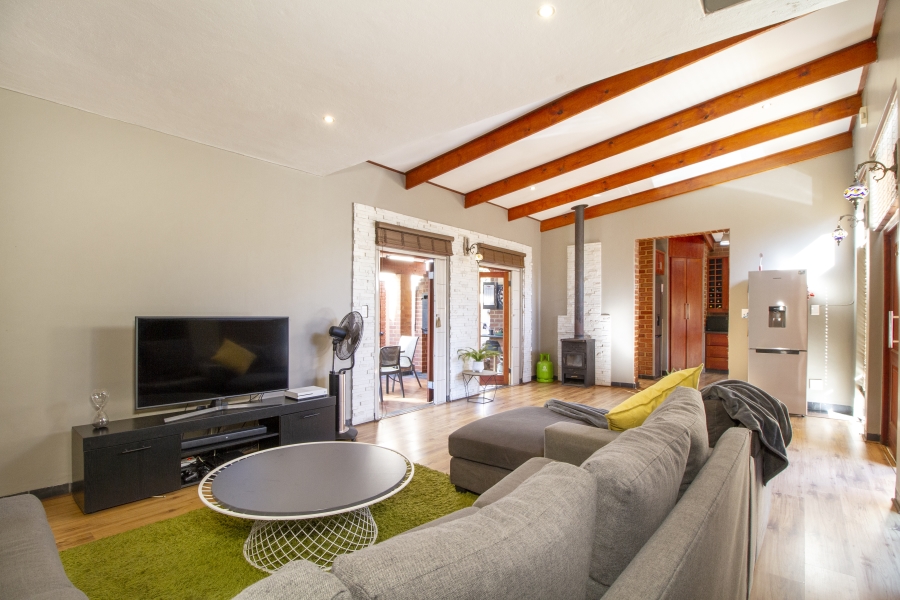 3 Bedroom Property for Sale in Die Wilgers Gauteng