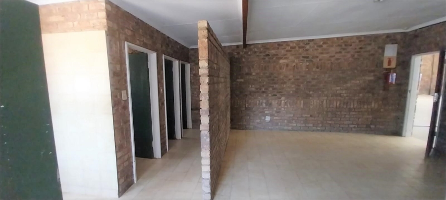 To Let Commercial Property for Rent in Klerksoord Gauteng