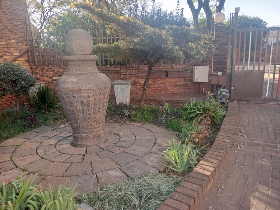 3 Bedroom Property for Sale in Berton Park Gauteng