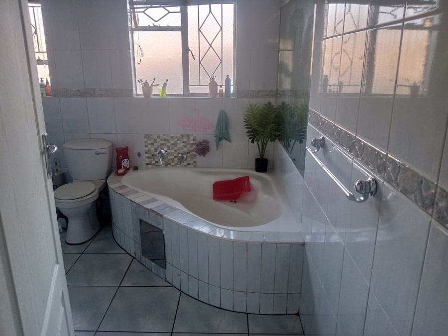 3 Bedroom Property for Sale in Berton Park Gauteng