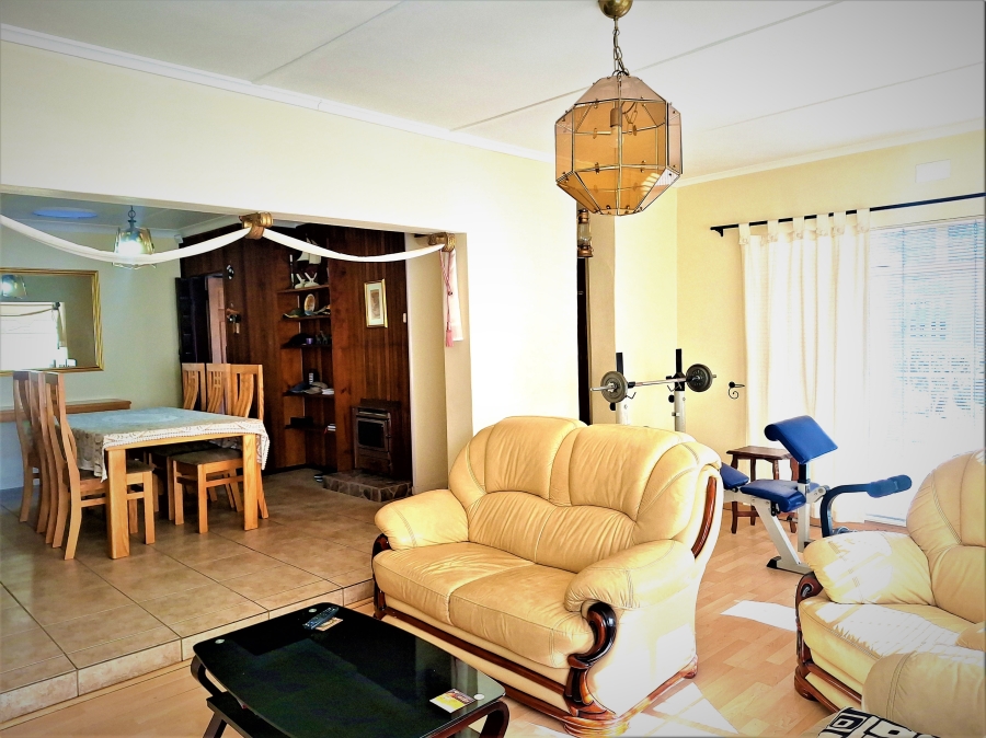 3 Bedroom Property for Sale in Westdene Gauteng