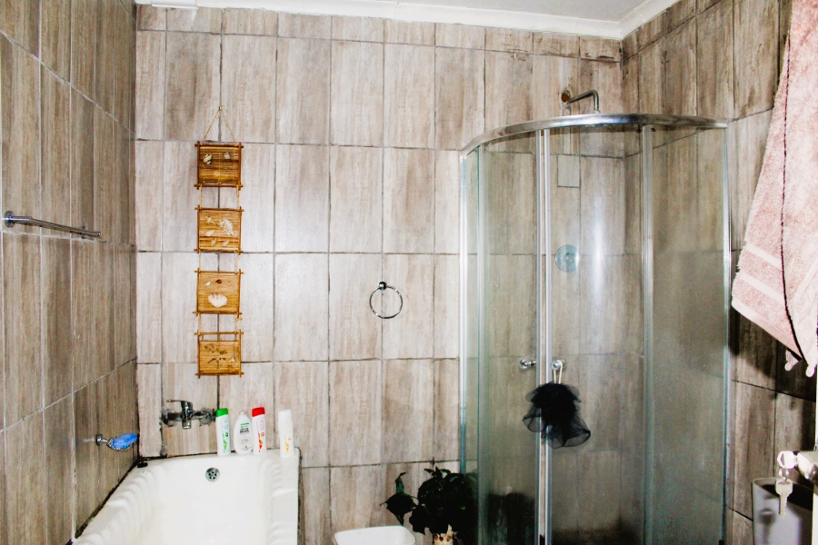 5 Bedroom Property for Sale in Fochville Gauteng