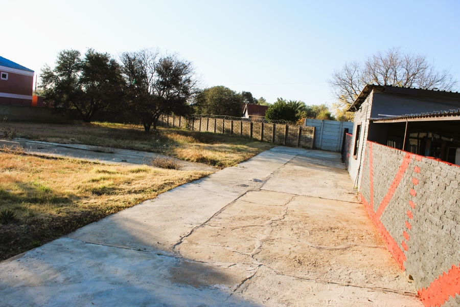 5 Bedroom Property for Sale in Fochville Gauteng