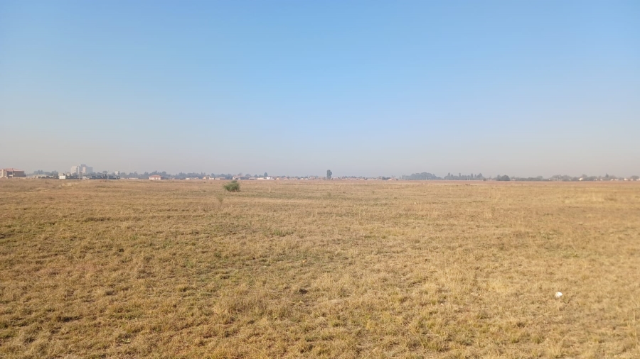 0 Bedroom Property for Sale in Unitas Park Gauteng