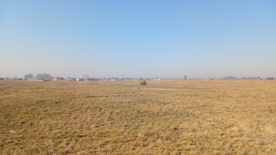 0 Bedroom Property for Sale in Unitas Park Gauteng