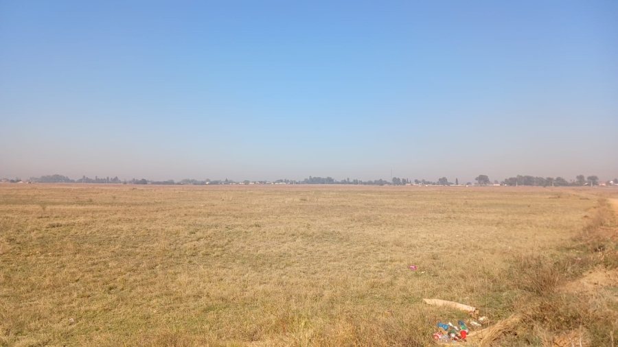 0 Bedroom Property for Sale in Unitas Park Gauteng